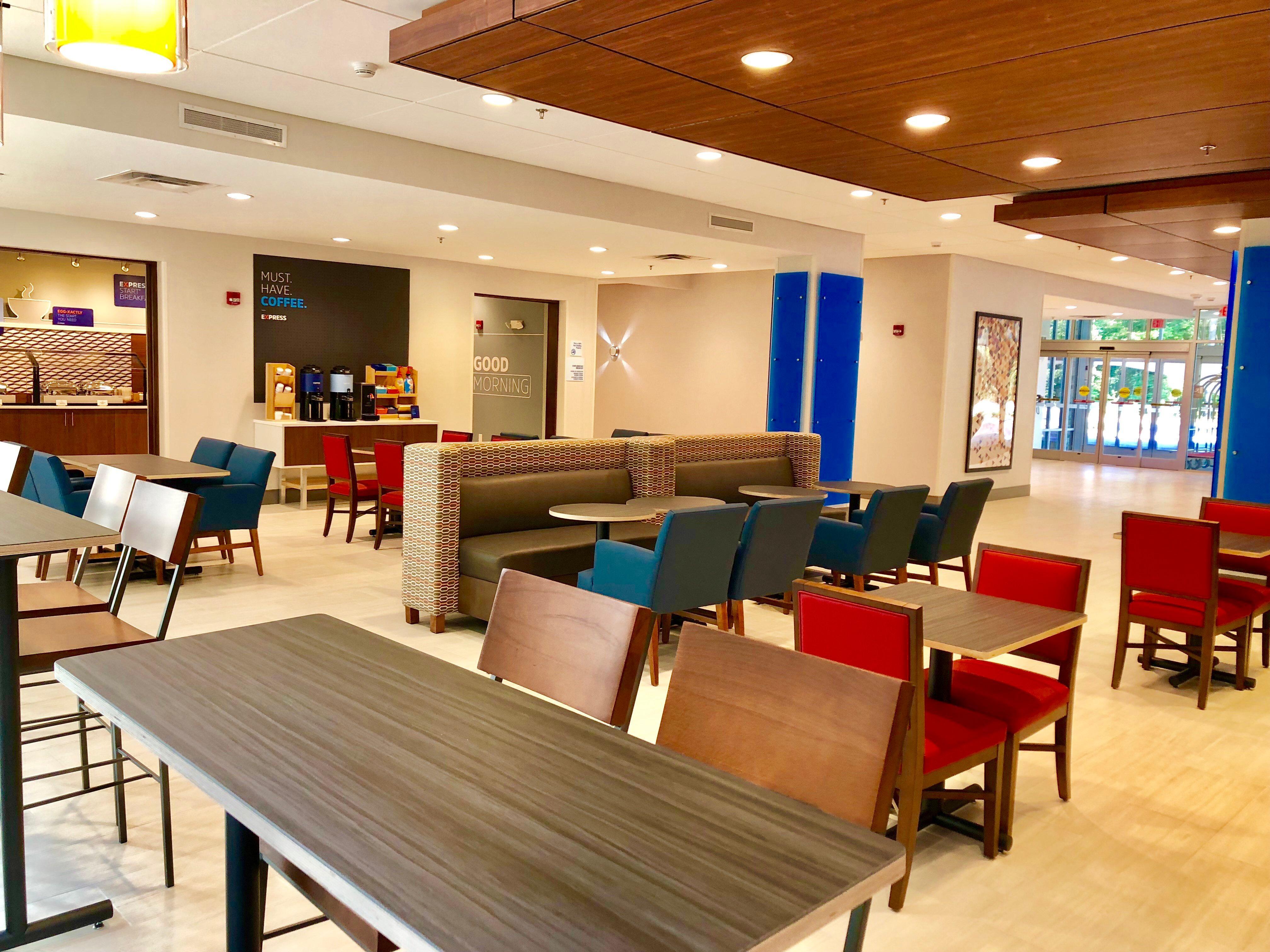 Holiday Inn Express & Suites Raleigh Airport - Brier Creek By Ihg Exterior photo